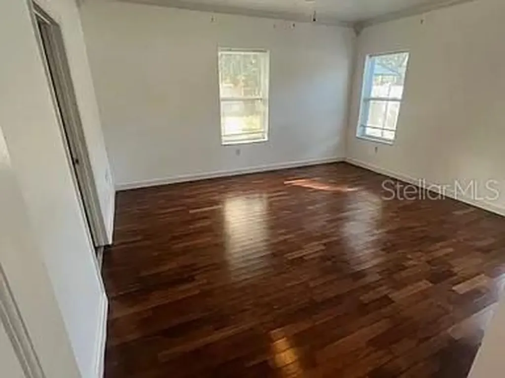 3522 W Price Avenue Tampa FL 33606