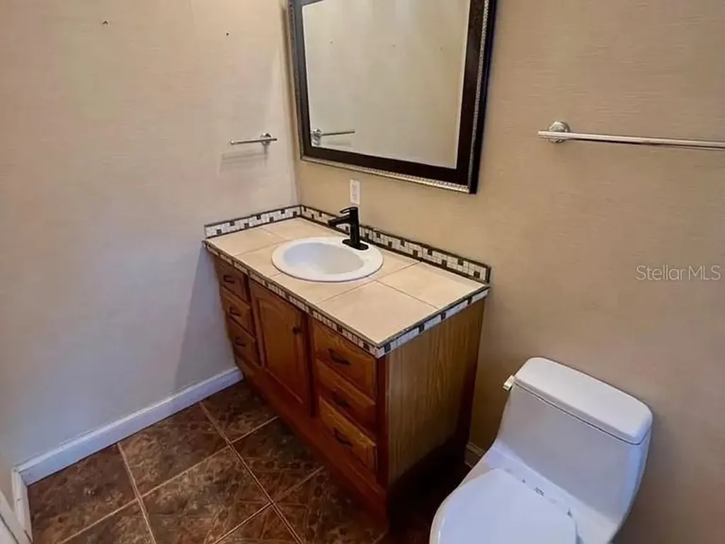 3522 W Price Avenue Tampa FL 33606