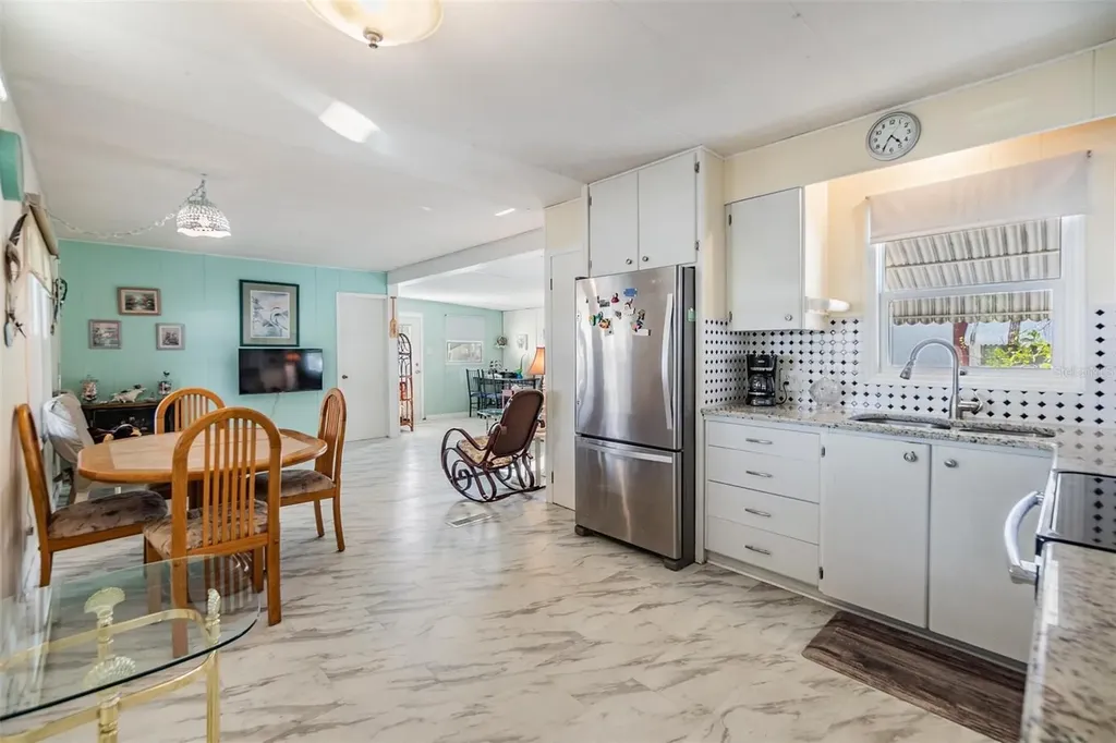 37321 8th Avenue Zephyrhills FL 33542