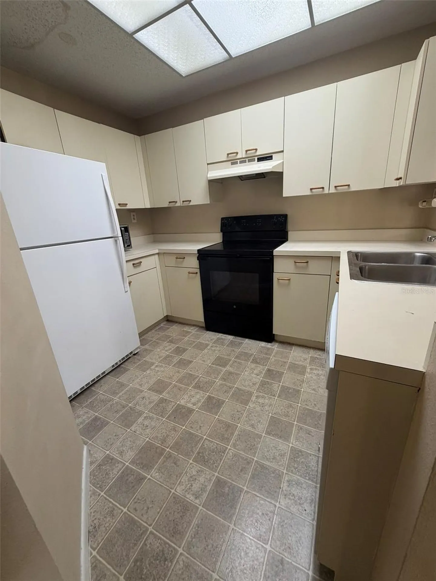 47 Emerald Bay Drive Oldsmar FL 34677
