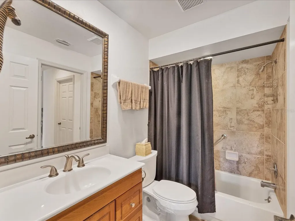 4440 Weybridge Sarasota FL 34235
