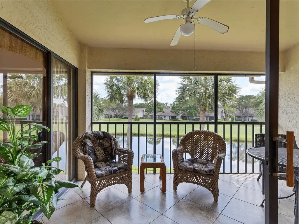 4440 Weybridge Sarasota FL 34235