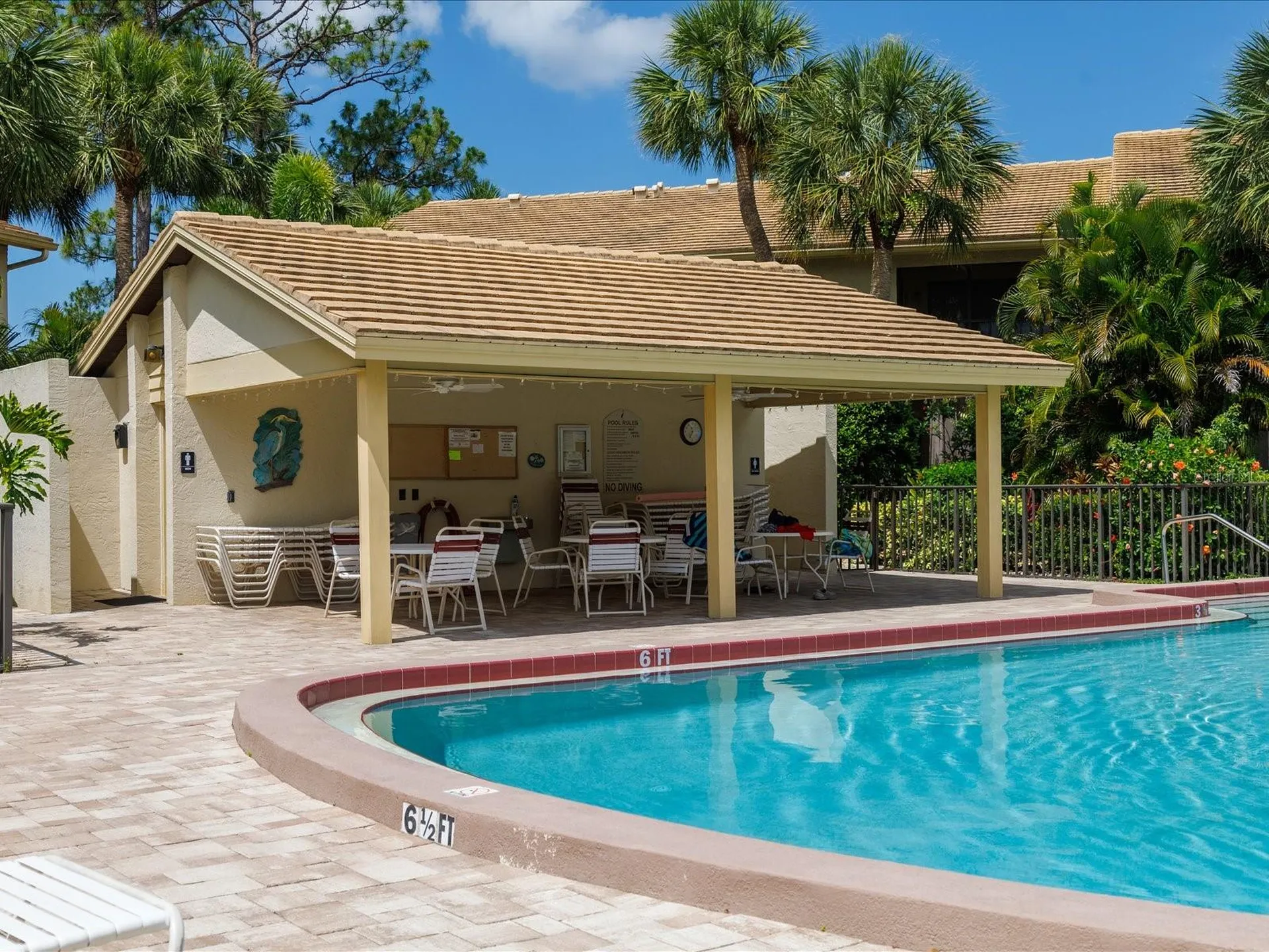 4440 Weybridge Sarasota FL 34235