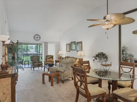 4440 Weybridge Sarasota FL 34235