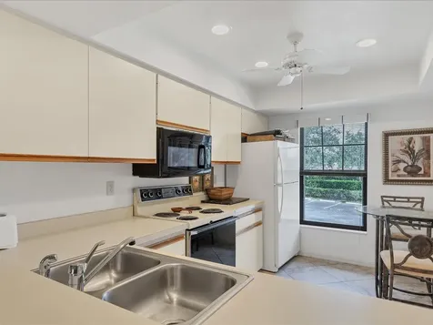4440 Weybridge Sarasota FL 34235
