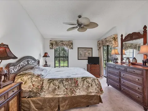 4440 Weybridge Sarasota FL 34235