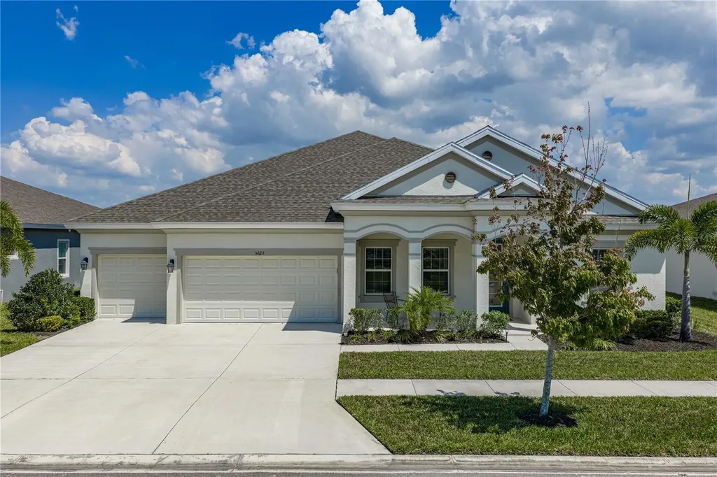 5623 Wayfarer Avenue Apollo Beach FL 33572