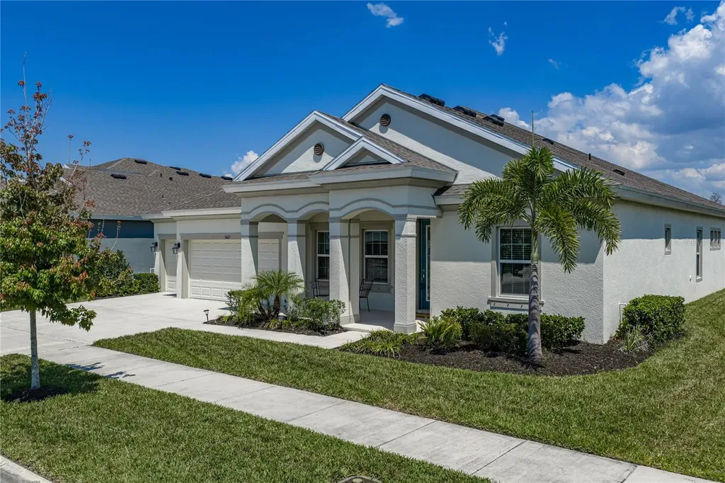 5623 Wayfarer Avenue Apollo Beach FL 33572