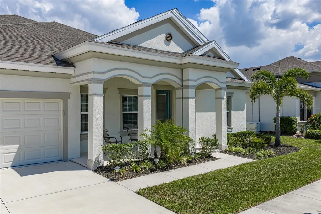 5623 Wayfarer Avenue Apollo Beach FL 33572