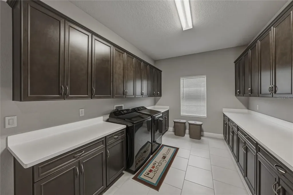 5623 Wayfarer Avenue Apollo Beach FL 33572