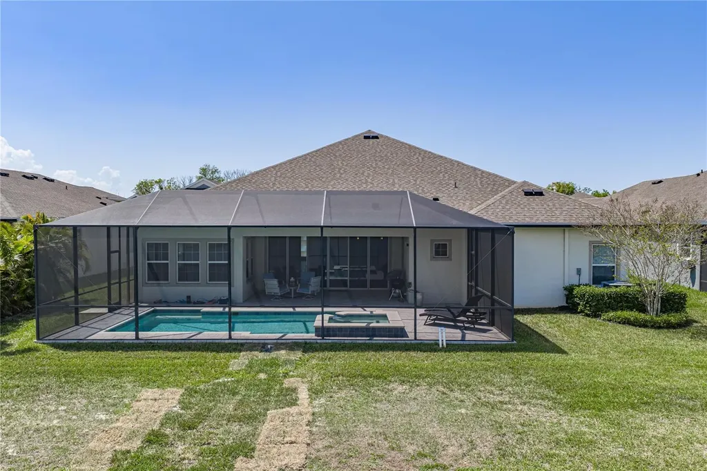 5623 Wayfarer Avenue Apollo Beach FL 33572