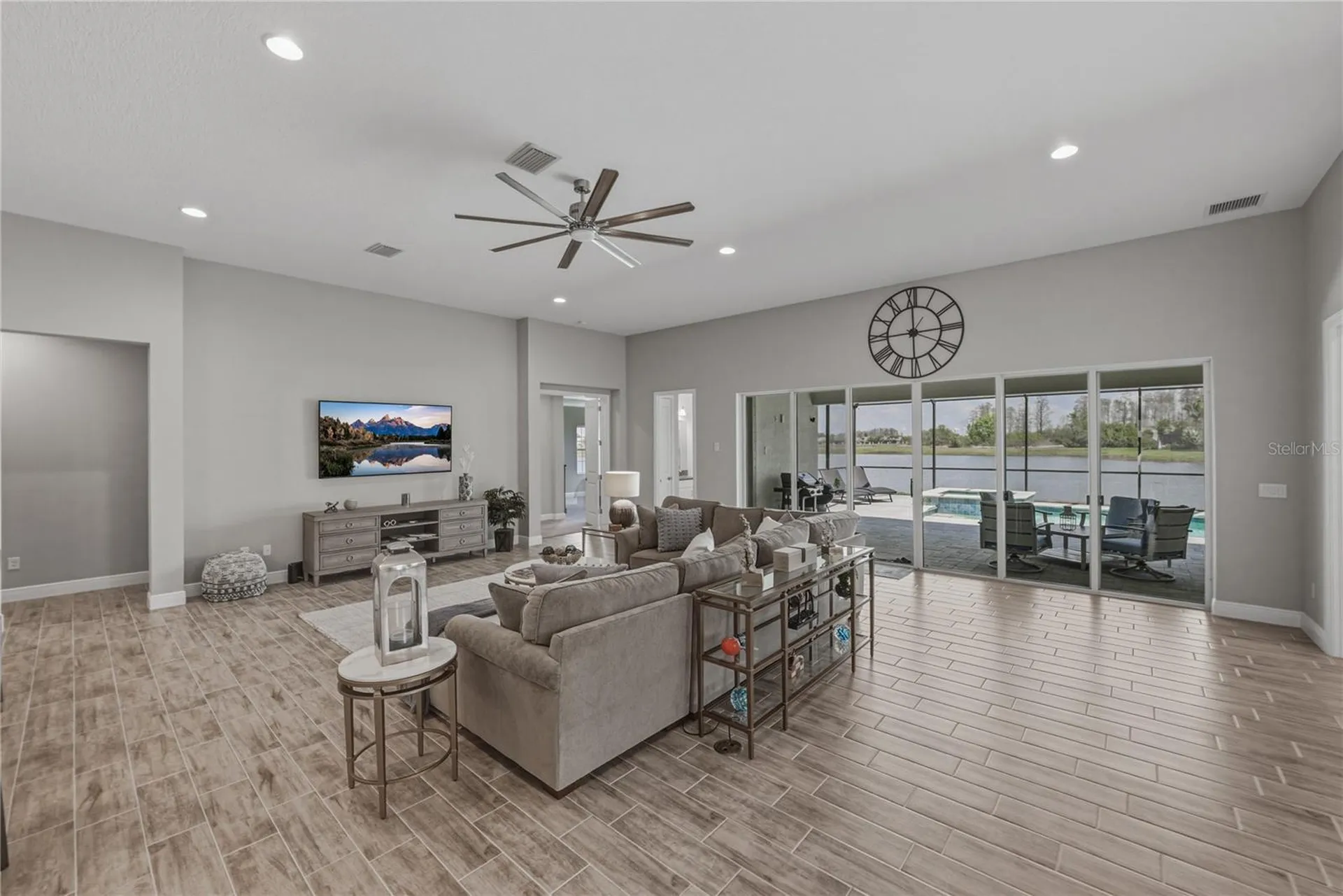 5623 Wayfarer Avenue Apollo Beach FL 33572