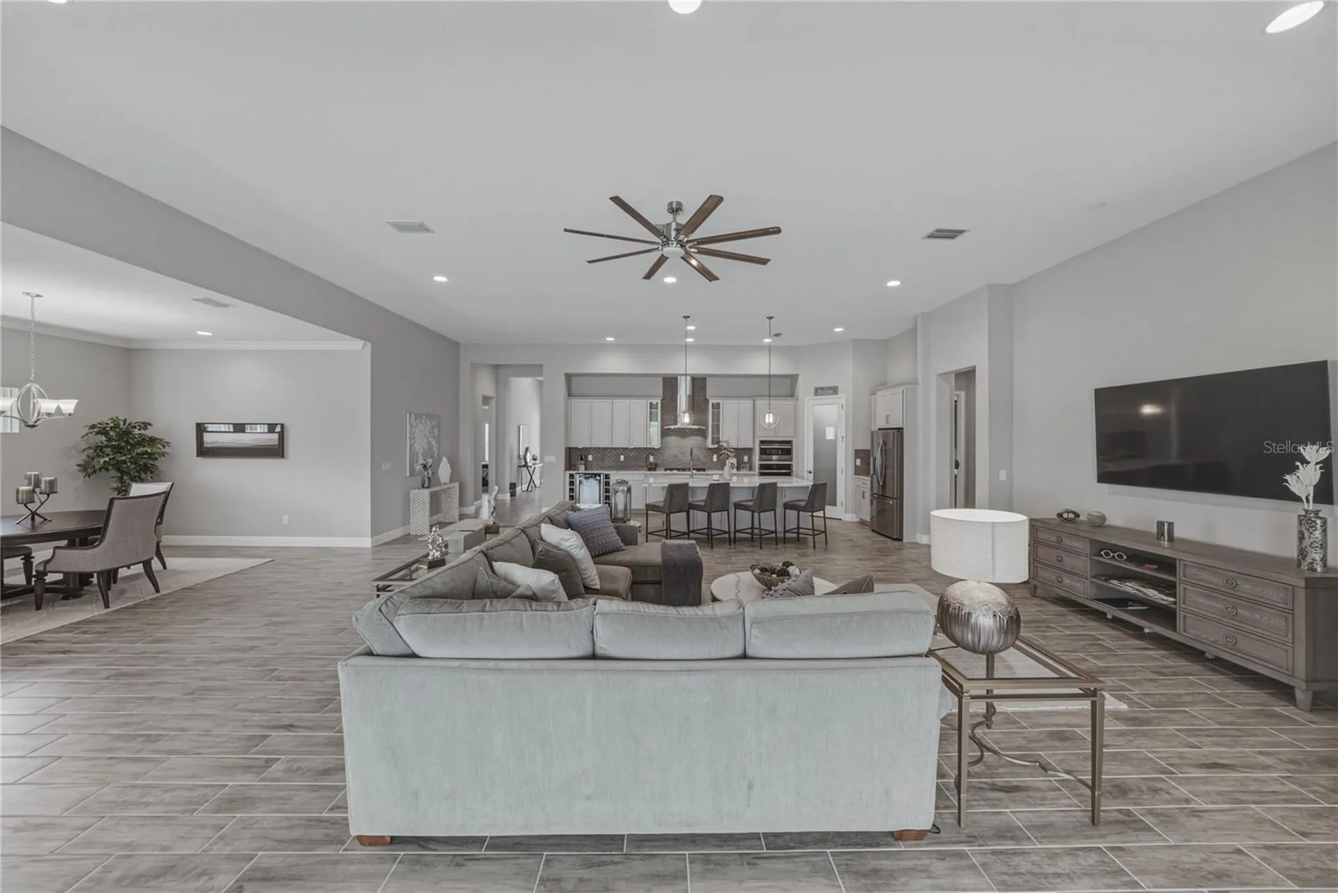 5623 Wayfarer Avenue Apollo Beach FL 33572