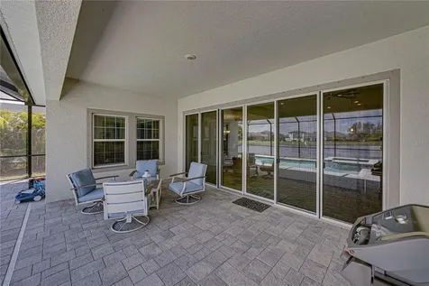 5623 Wayfarer Avenue Apollo Beach FL 33572