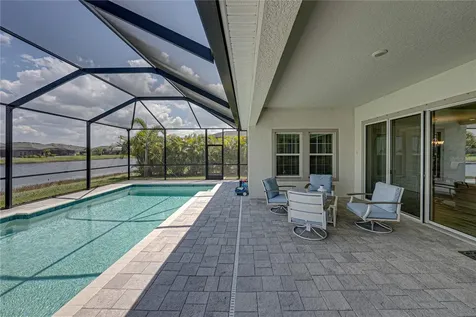 5623 Wayfarer Avenue Apollo Beach FL 33572