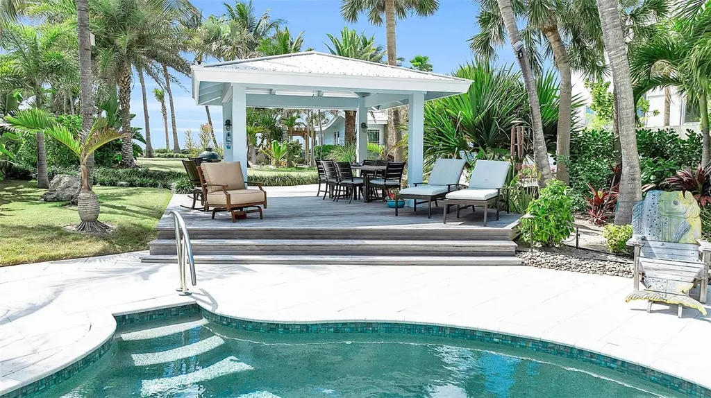621 Casey Key Road Nokomis FL 34275