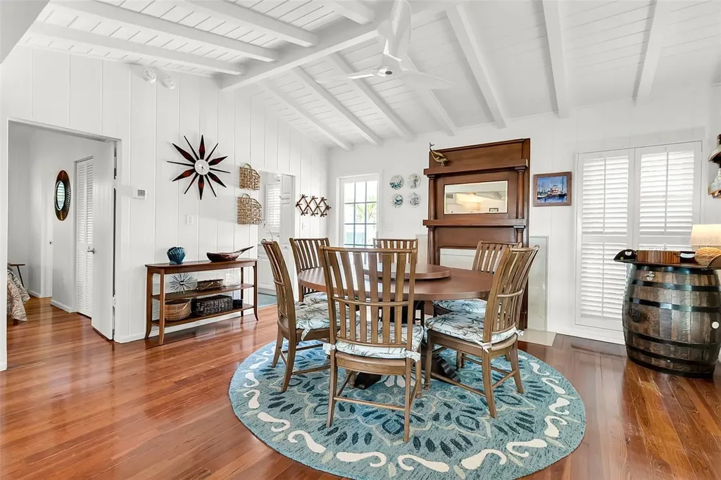 621 Casey Key Road Nokomis FL 34275