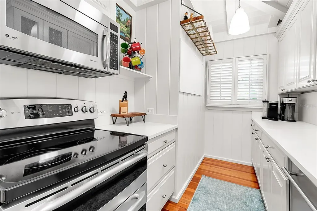 621 Casey Key Road Nokomis FL 34275