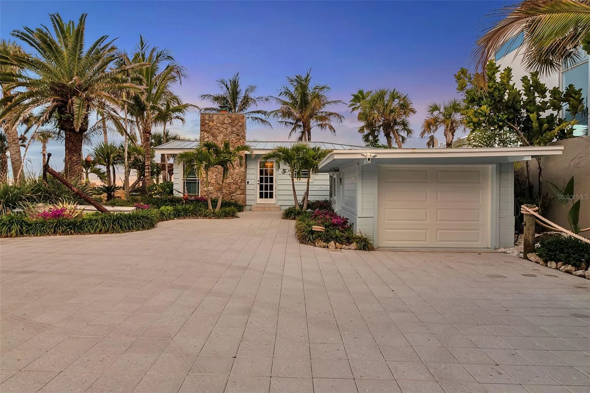 621 Casey Key Road Nokomis FL 34275