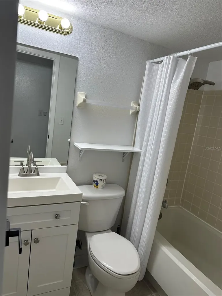 11201 122nd Avenue N Largo FL 33778