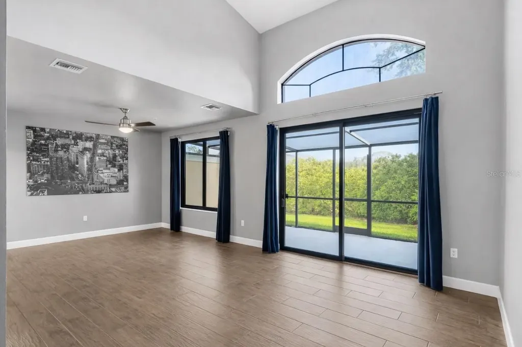 1010 Winderley Place Maitland FL 32751