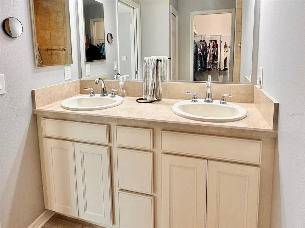 7357 SE 168th Mitzi Street The Villages FL 32162