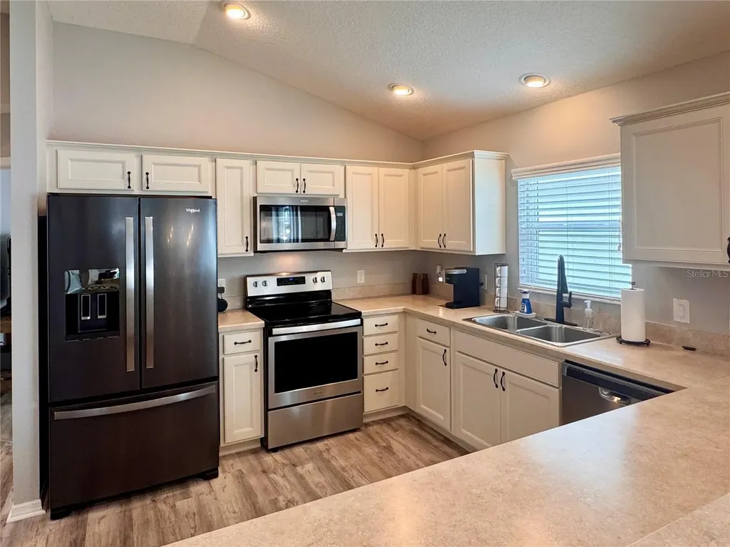 7357 SE 168th Mitzi Street The Villages FL 32162