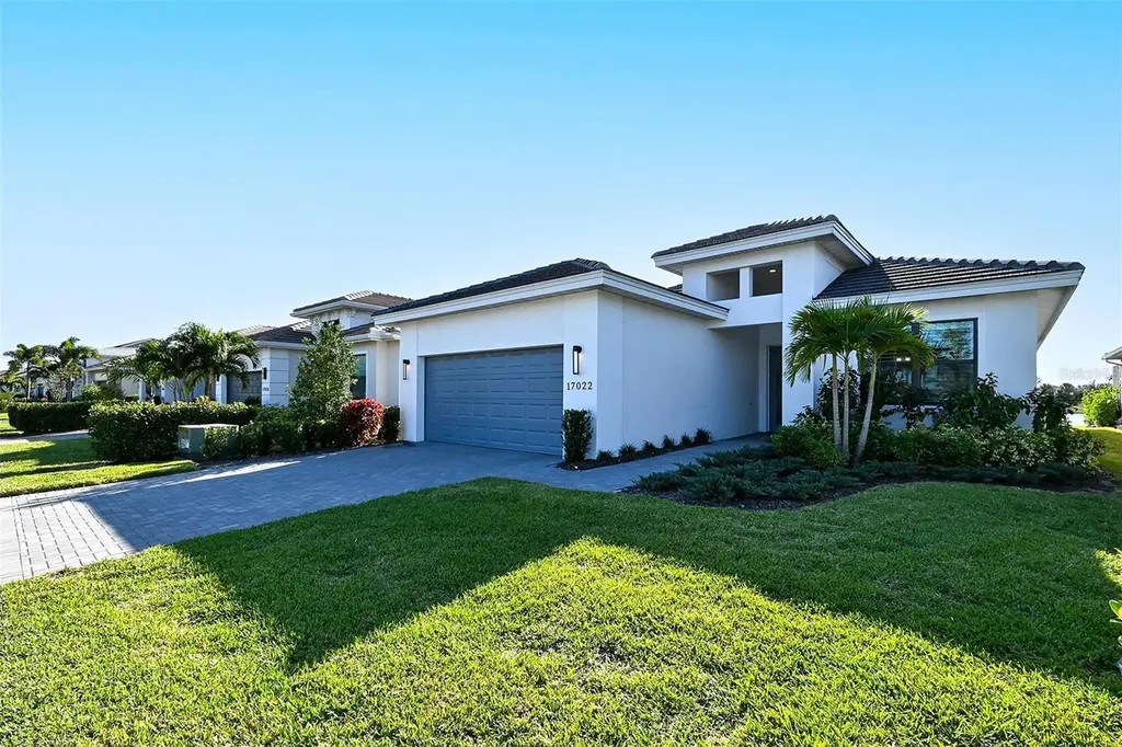 17022 Cresswind Terrace Lakewood Ranch FL 34211