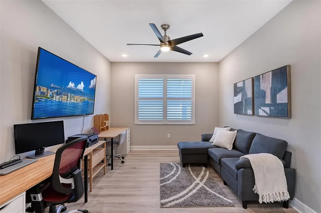 17022 Cresswind Terrace Lakewood Ranch FL 34211