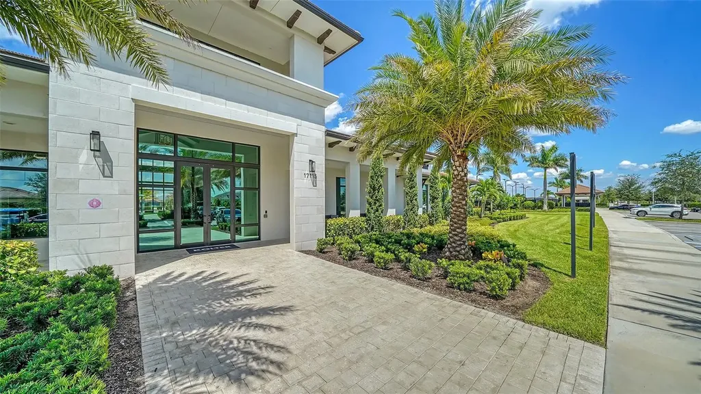 17022 Cresswind Terrace Lakewood Ranch FL 34211