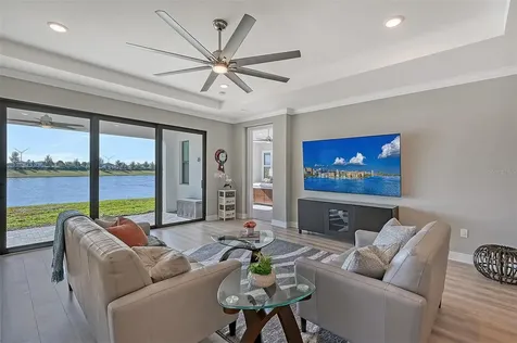 17022 Cresswind Terrace Lakewood Ranch FL 34211