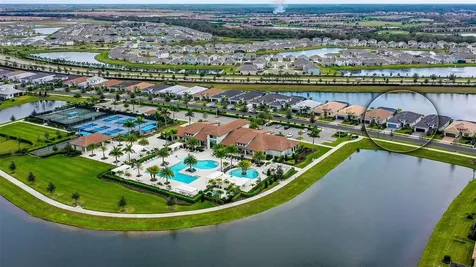 17022 Cresswind Terrace Lakewood Ranch FL 34211