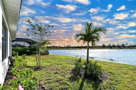 17022 Cresswind Terrace Lakewood Ranch FL 34211