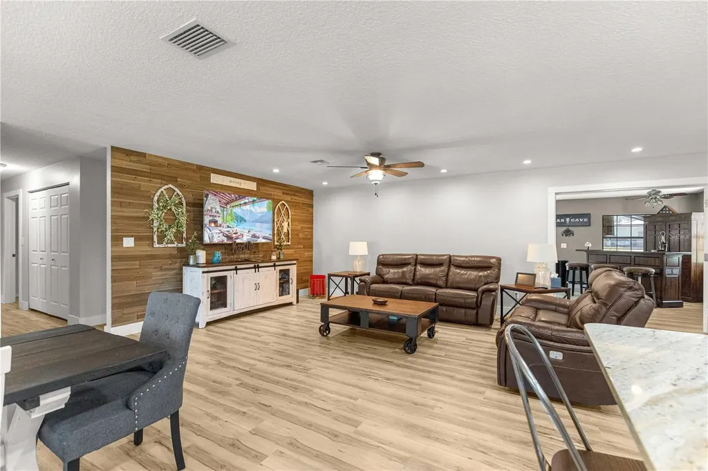 2940 NE 49th Street Ocala FL 34479