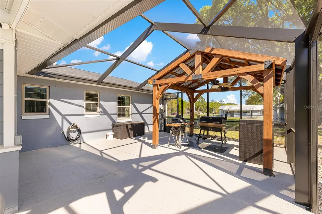 2940 NE 49th Street Ocala FL 34479