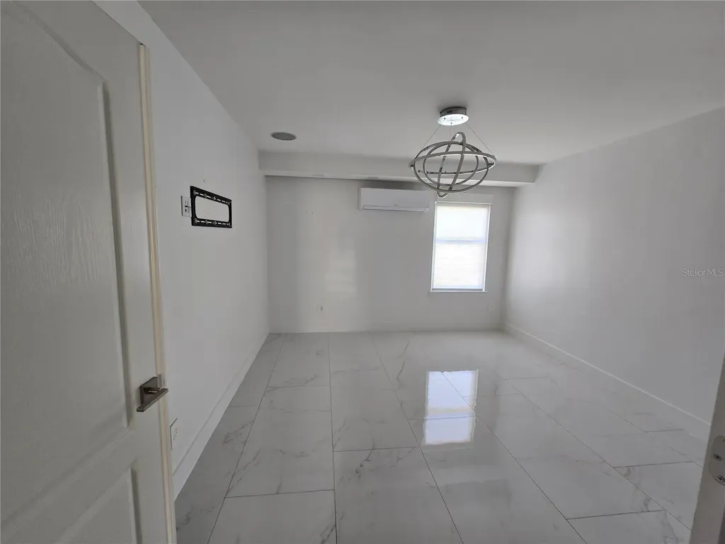 6013 Fender Court Orlando FL 32837