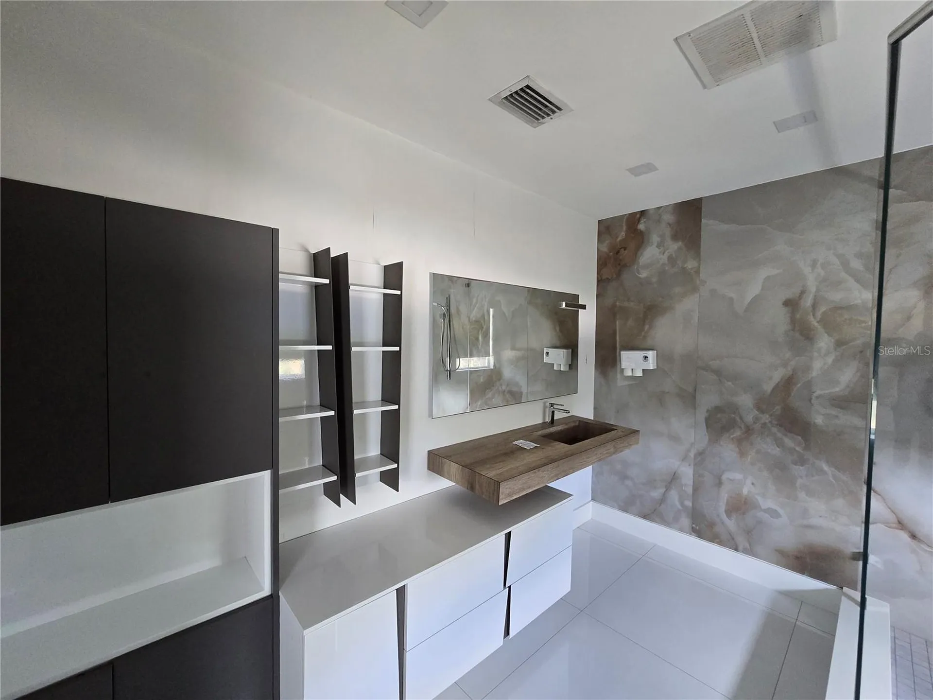 6013 Fender Court Orlando FL 32837
