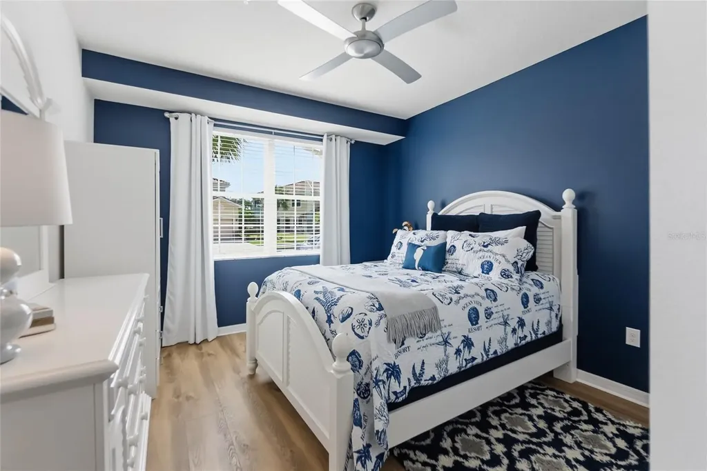 8342 Enclave Way Sarasota FL 34243