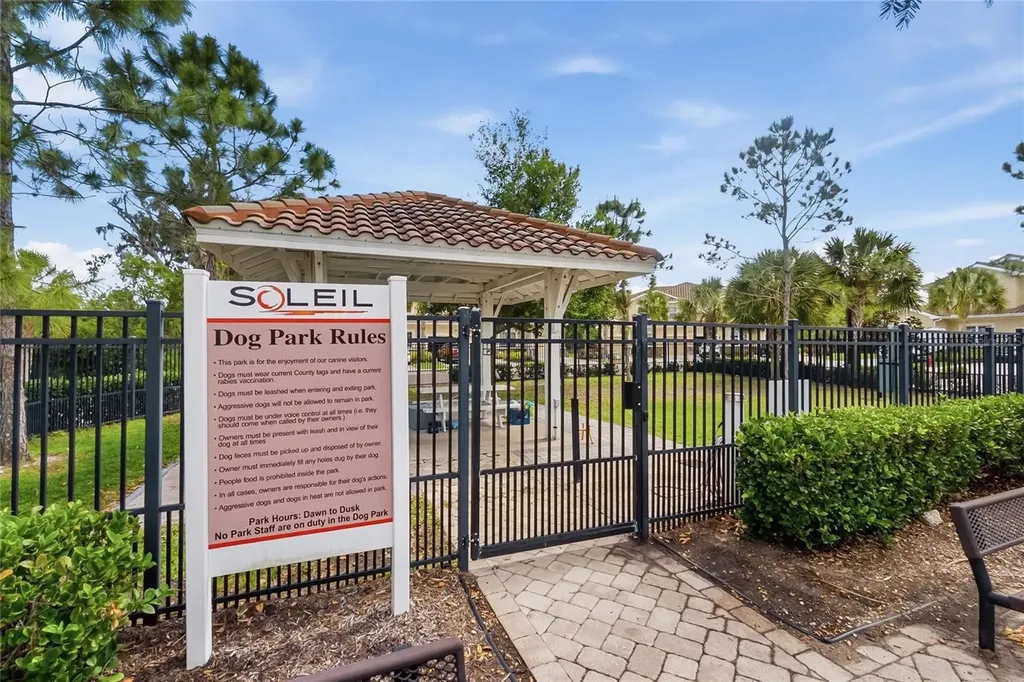 8342 Enclave Way Sarasota FL 34243