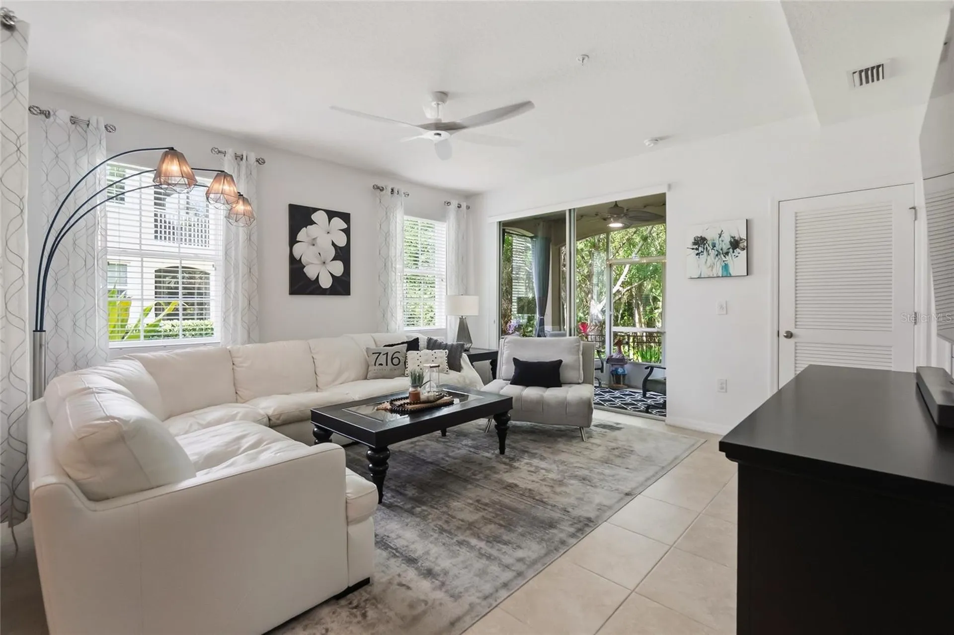 8342 Enclave Way Sarasota FL 34243