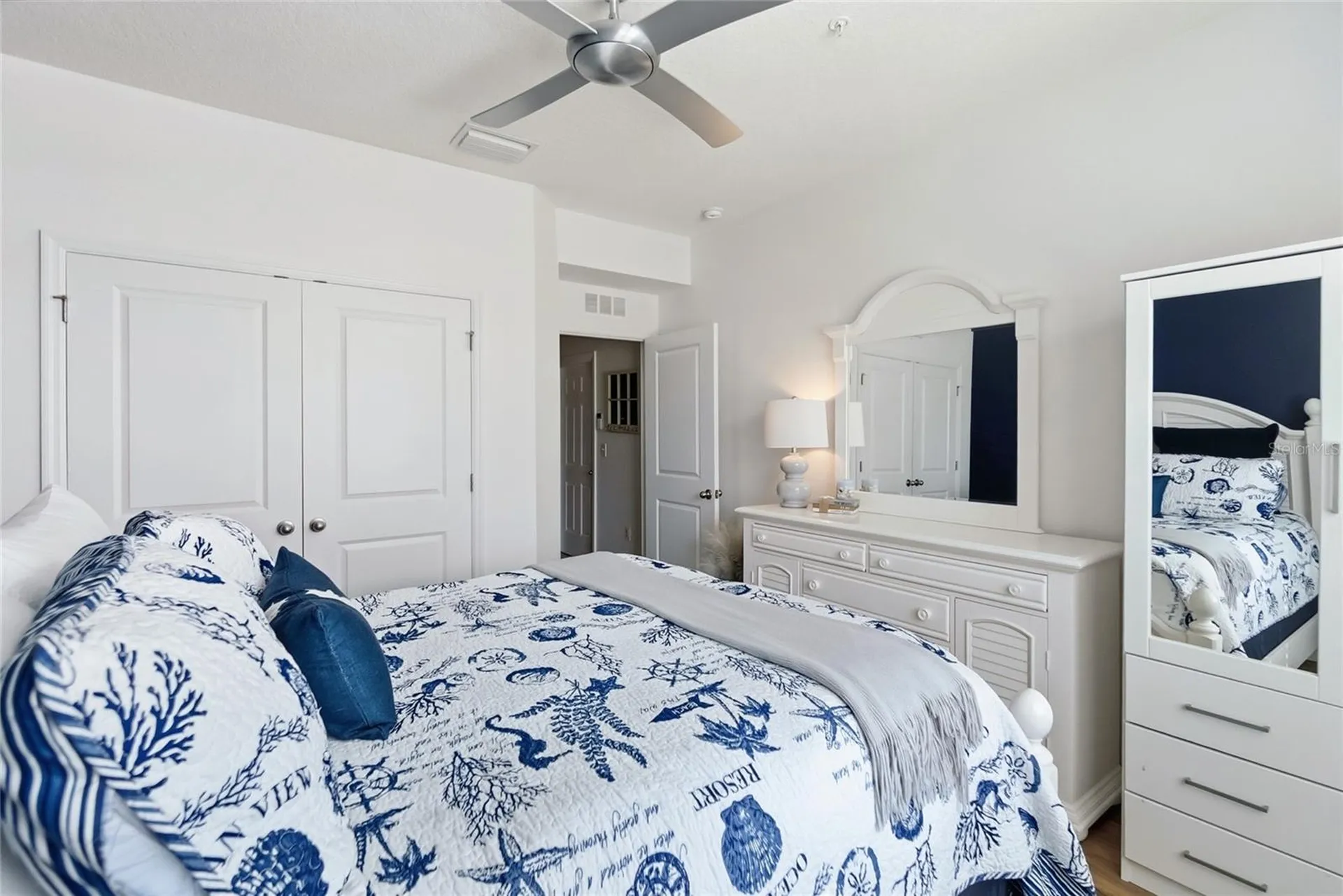 8342 Enclave Way Sarasota FL 34243