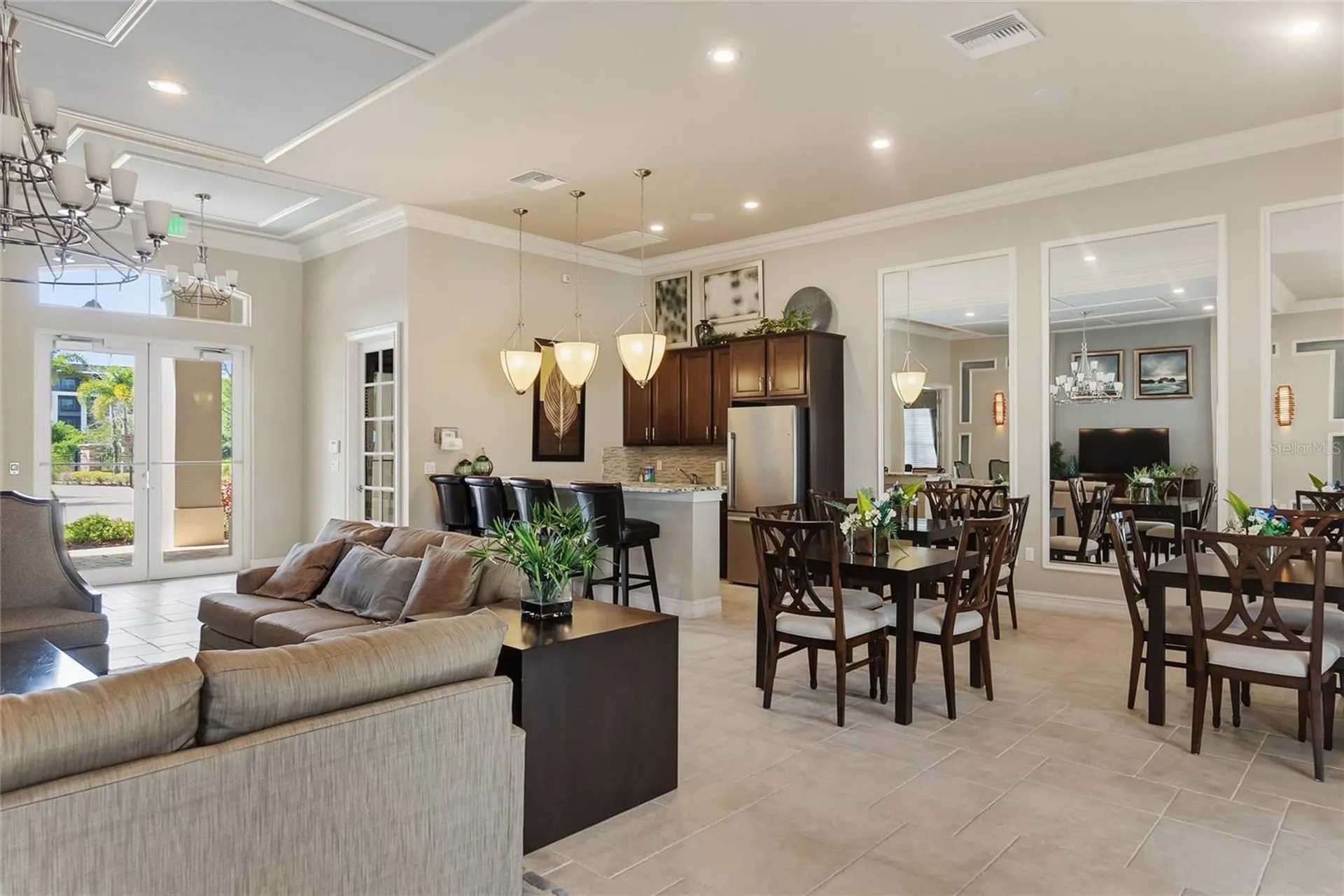 8342 Enclave Way Sarasota FL 34243