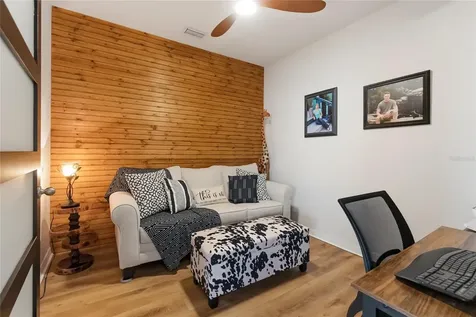 8342 Enclave Way Sarasota FL 34243