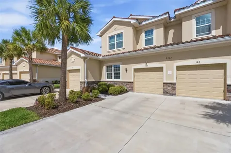 8342 Enclave Way Sarasota FL 34243