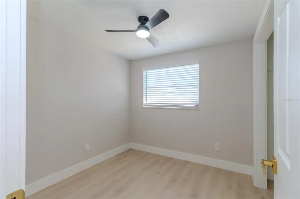 10889 124th Avenue Largo FL 33778