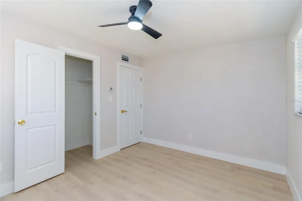 10889 124th Avenue Largo FL 33778