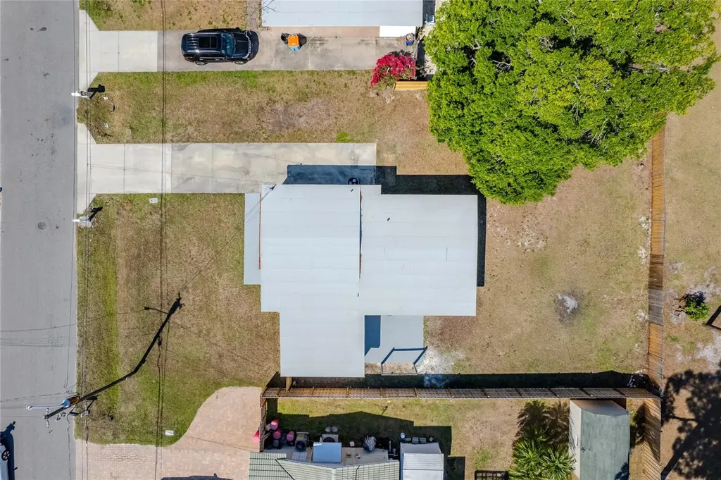 10889 124th Avenue Largo FL 33778