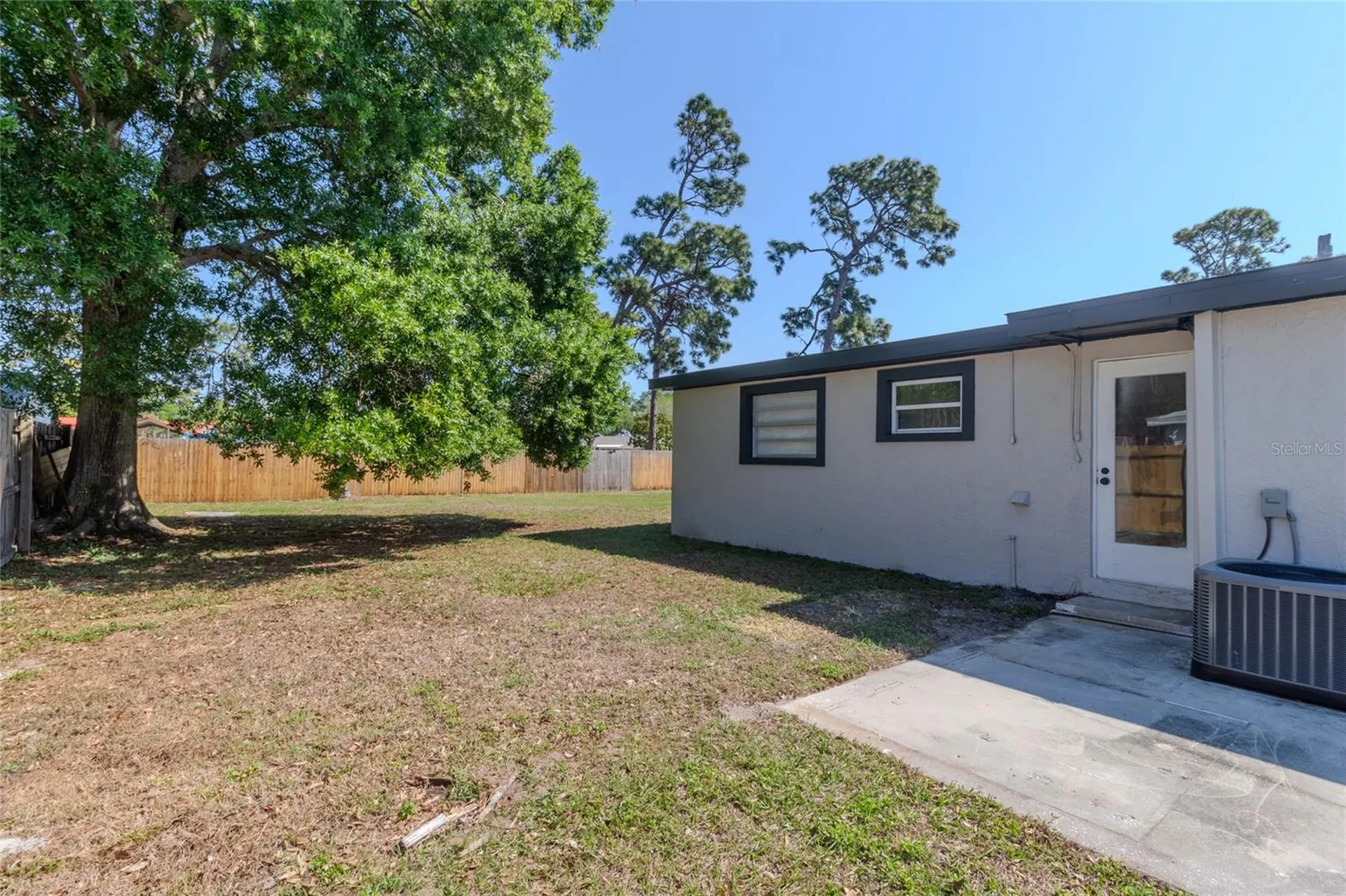 10889 124th Avenue Largo FL 33778
