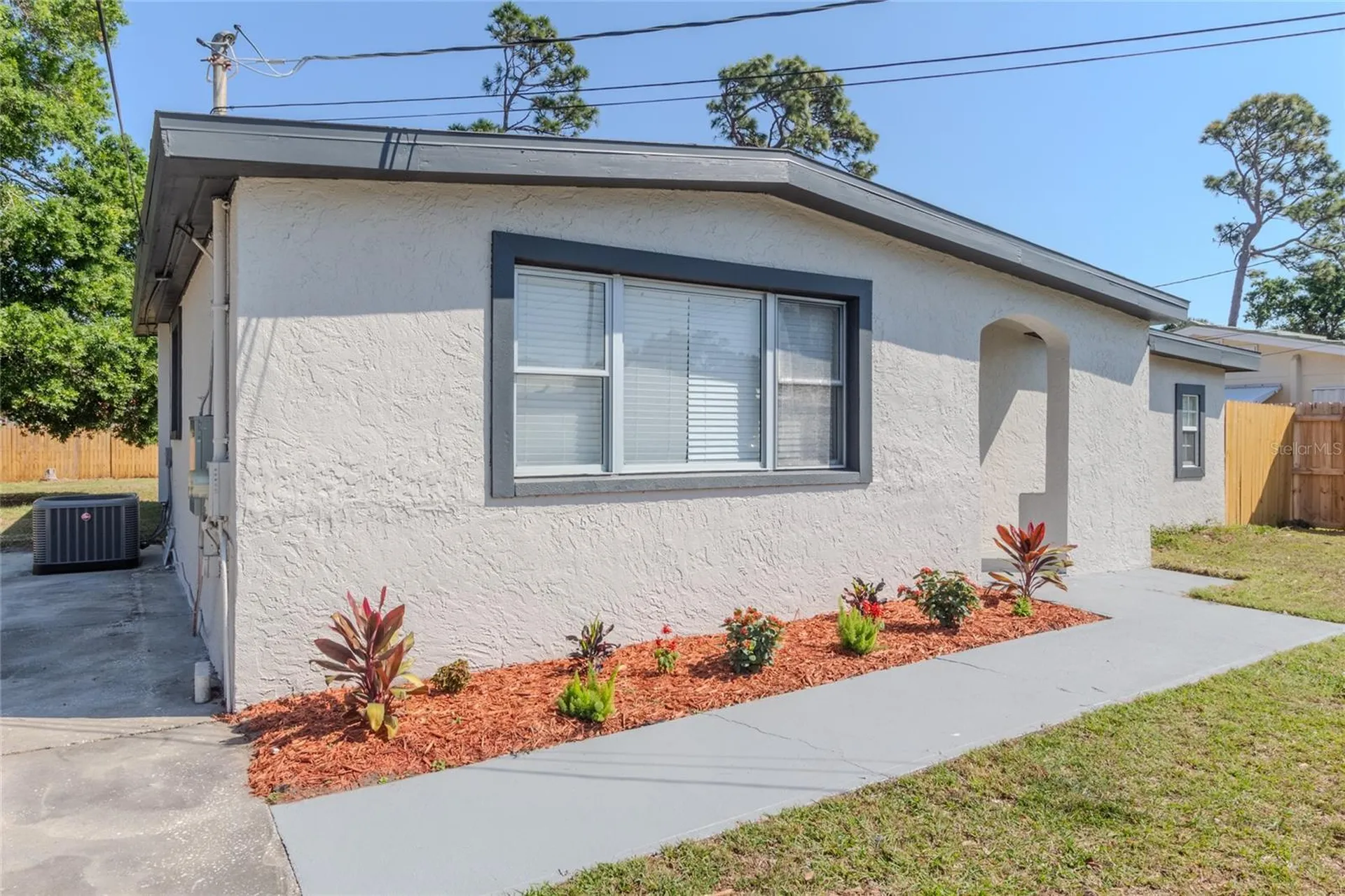 10889 124th Avenue Largo FL 33778
