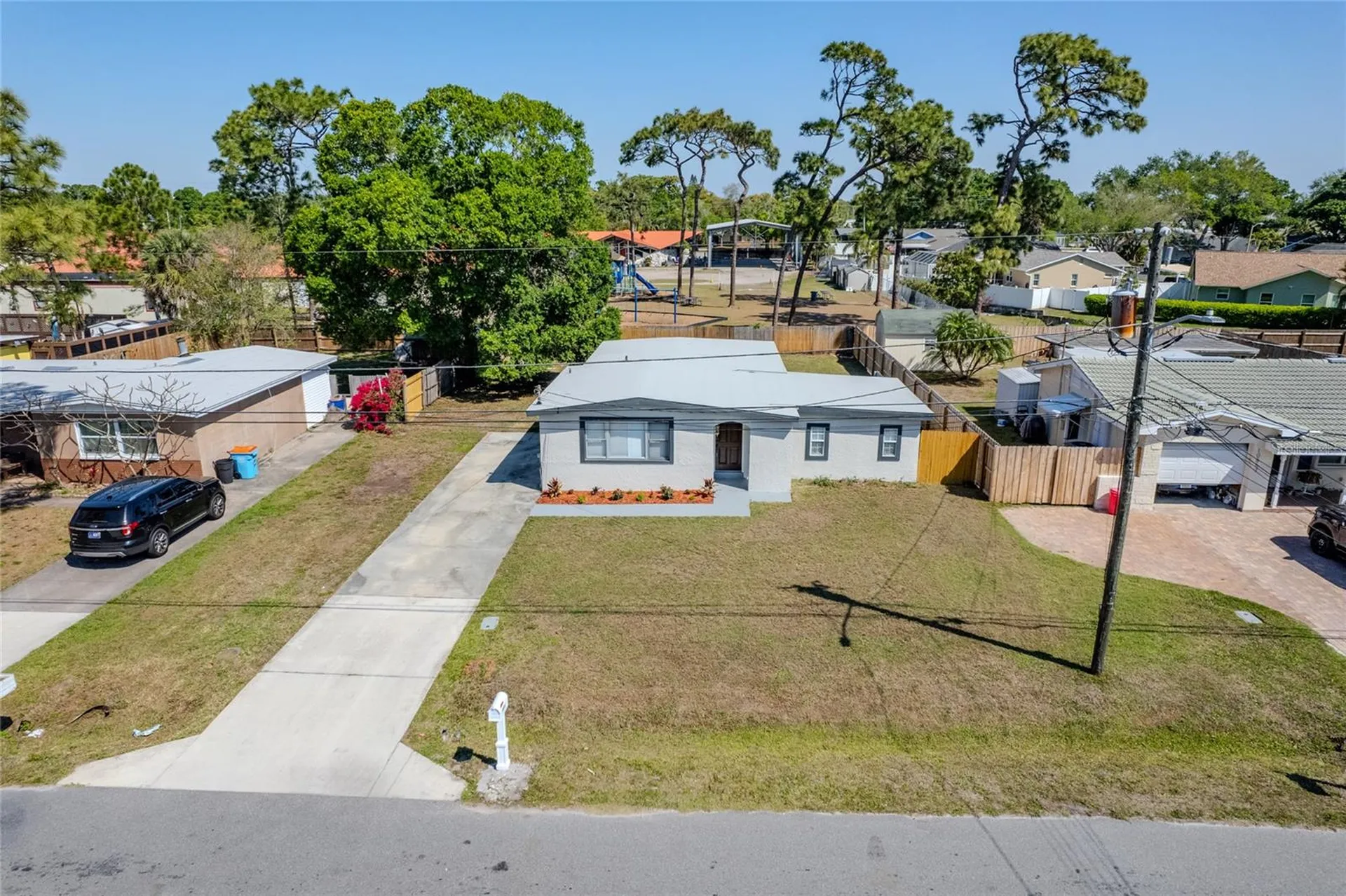 10889 124th Avenue Largo FL 33778